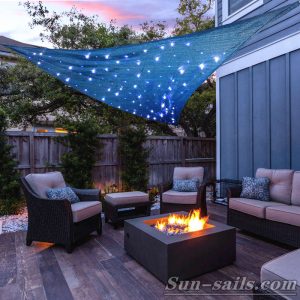 Light shade sail for backyard-1